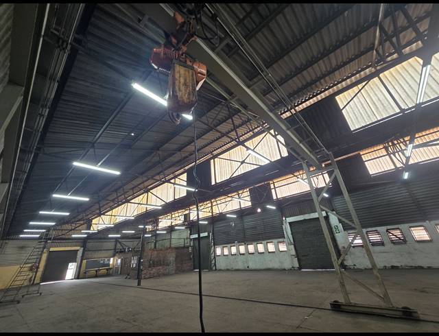 1,000M² WAREHOUSE TO LET IN BENONI SOUTH